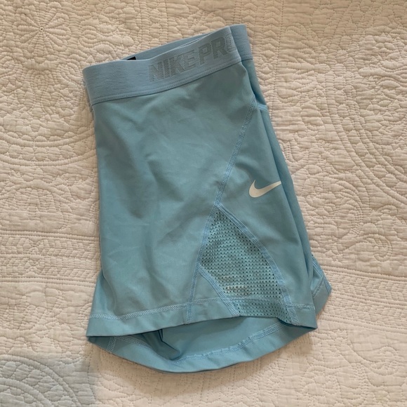 Nike Pants - Nike Pro hypercool blue shorts large ♥️